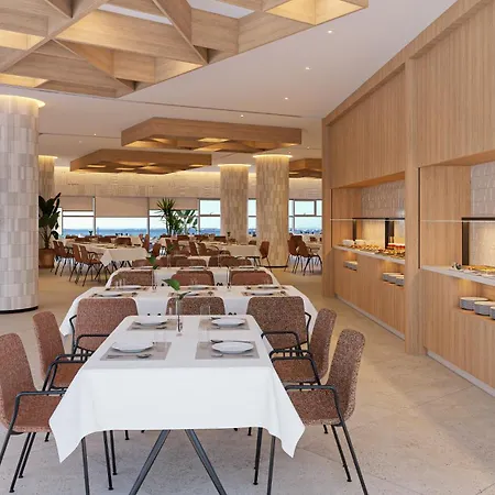 Hotel Gran Luna De 4*